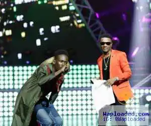 Wizkid announces signing R2bees, Efya & Mr. Eazi at Ghana Music Awards